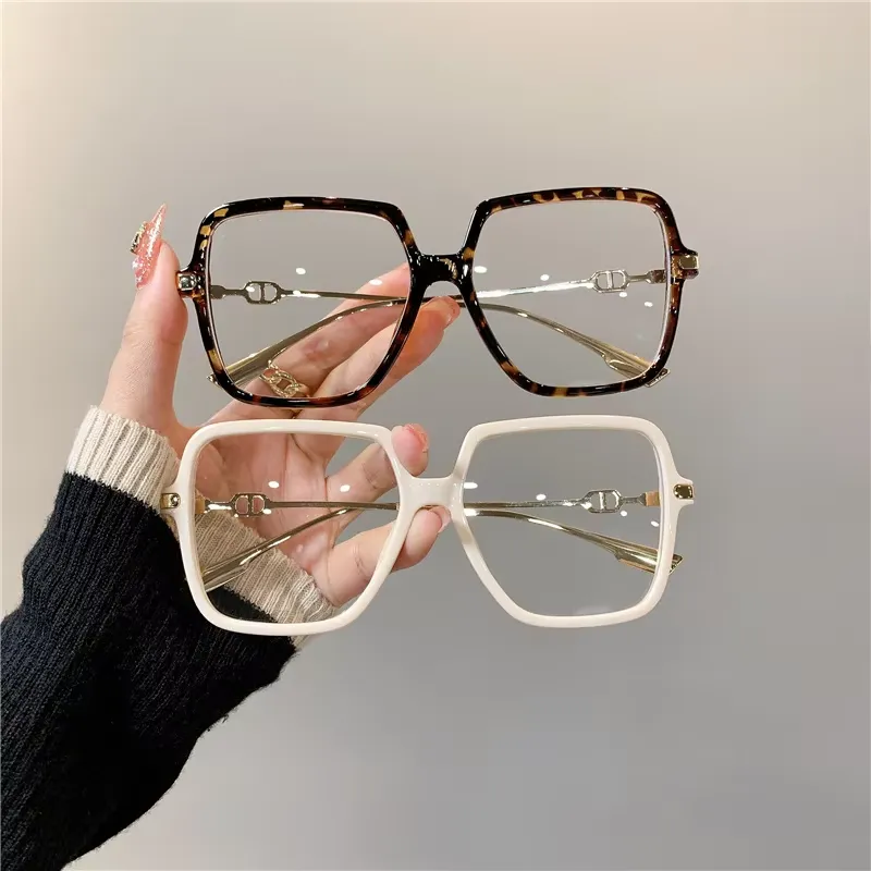 Fashion Oversized Square Eyewe – Sunglasses Oversized Square recenzja i cena