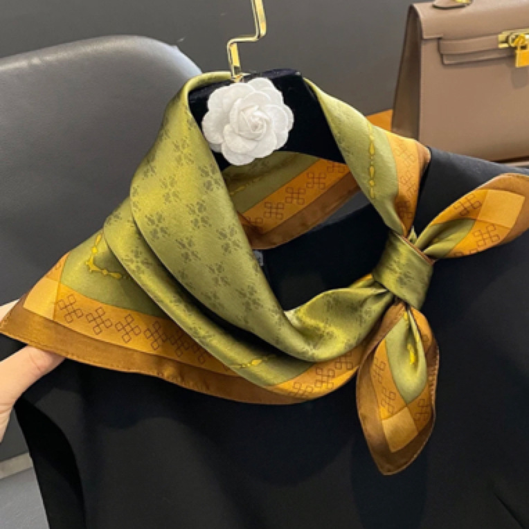 Luxury Vintage Silk Scarf Wome – Women'S Accessories For Neck recenzja i cena