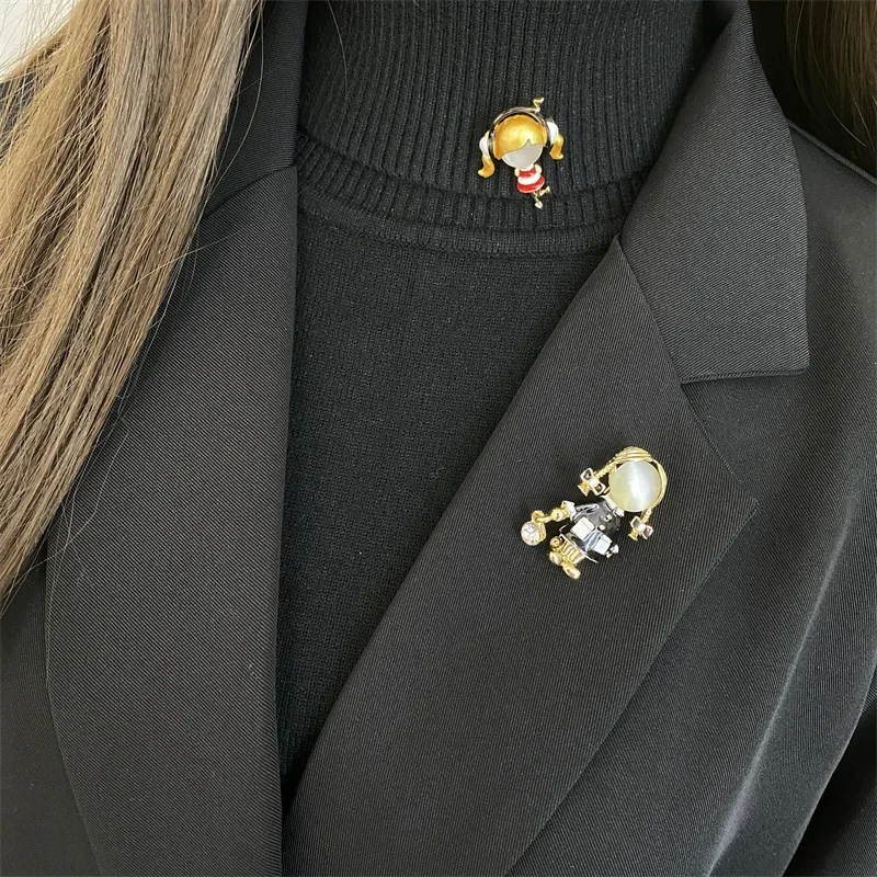 Small Cute Little Girl in Blac – Women Jewelry Accessories For Black Dress recenzja i cena